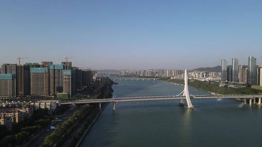 广西柳州城市风光白色大桥交通航拍视频素材模板下载