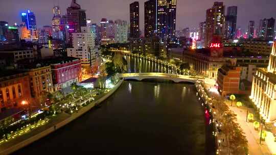 上海外滩乍浦路桥遥望陆家嘴夜晚城市夜景风