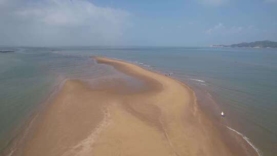 福建东山岛鱼骨沙洲航拍素材4K