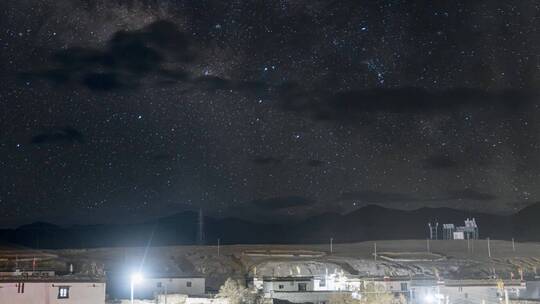 西藏 定日县 夜空 银河 星空