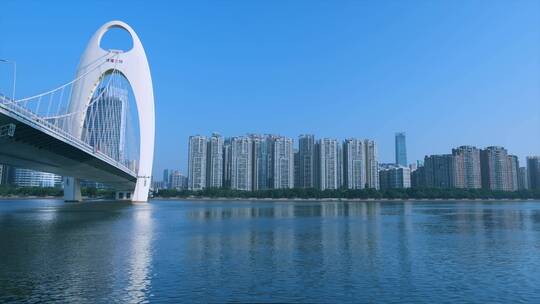 广州珠江猎德大桥与城市摩天大楼建筑群景观视频素材模板下载
