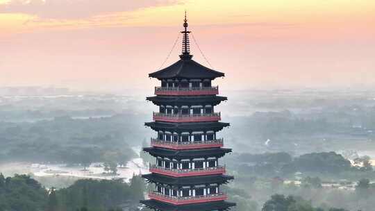 航拍扬州大明寺栖灵塔清晨朝阳云霞云雾云海