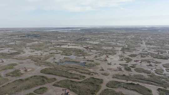 山东东营胜利油田石油开采