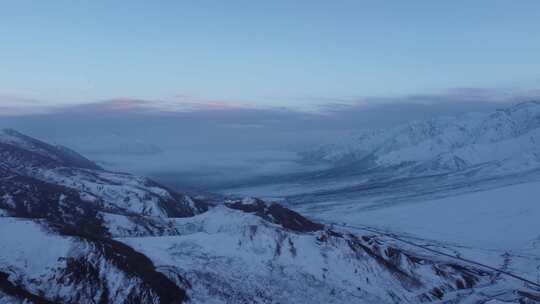 青海拉脊山冬日雪山航拍4k视频