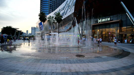 广西南宁航洋广场喷泉