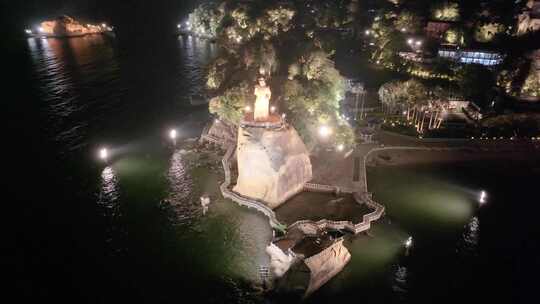 厦门思明区鼓浪屿航拍郑成功雕像夜晚夜景福