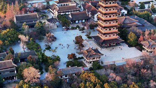 航拍瘦西湖风景区大明寺观音山园林寺庙