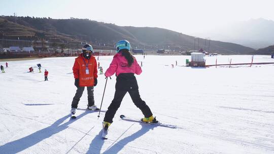 学习滑雪