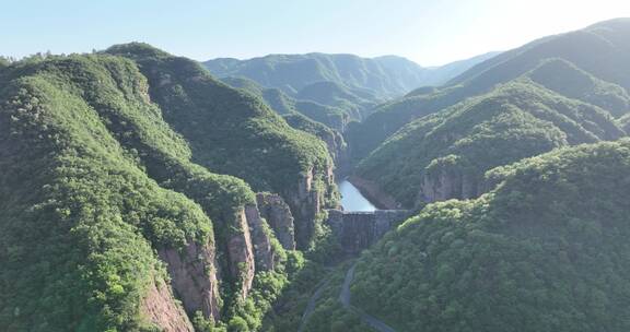 洛阳龙潭大峡谷旅游生态森林河流航拍景点