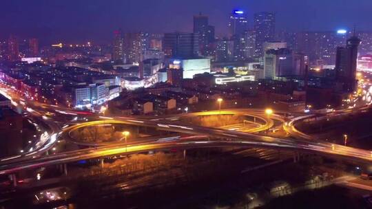 城市夜景航拍，一起来感受下这座城市的繁华