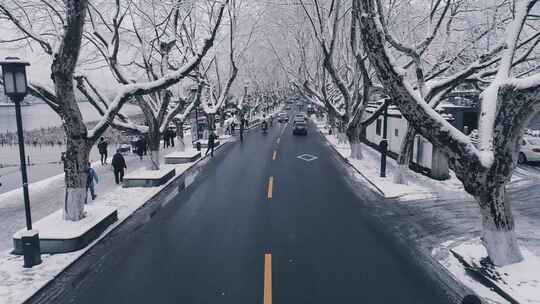 杭州北山街雪景