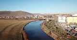 鸟瞰阿达汉的库拉河和村庄17高清在线视频素材下载