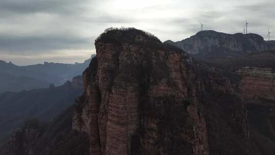 山 山路 山上 航拍 崎岖 陡峭