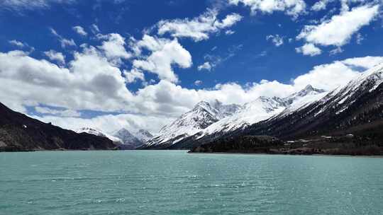 西藏旅行山川湖泊自然风光航拍视频素材模板下载