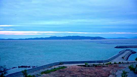 海岸与大海