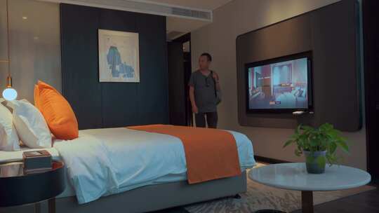 民宿酒店客房旅客视频视频素材模板下载