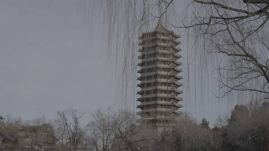 北京大学-博雅塔