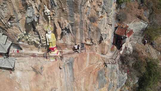 云南大理宾川观音箐悬空寺航拍