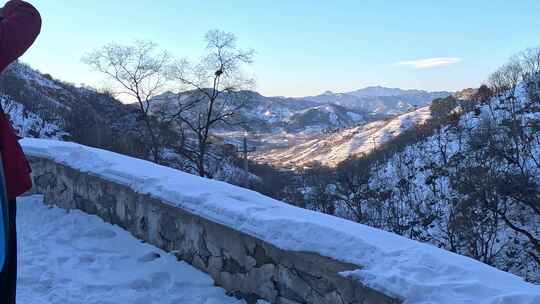 雪后登山