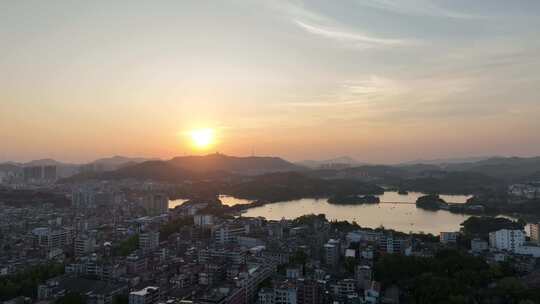 惠州西湖风景区航拍夕阳唯美日落湖泊风景