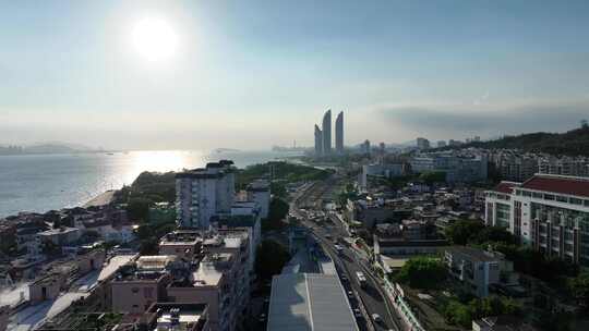 厦门海岸线风光航拍环岛路风景逆光城市阳光