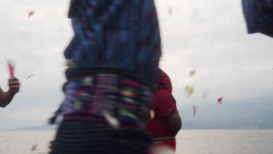 土著人在海边跳舞视频素材模板下载