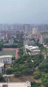 竖屏航拍福建莆田学院校园环境