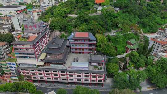 航拍厦门鸿山寺景观