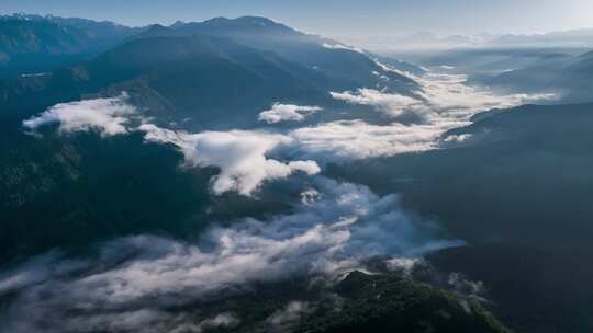 西藏墨脱雅鲁藏布大峡谷壮丽山河云海延时