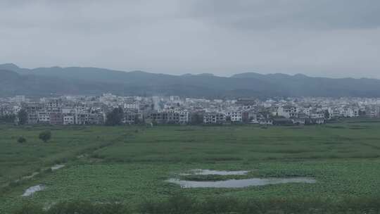 山区阴雨天log素材