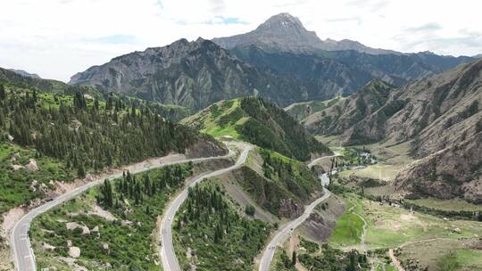 航拍盘山公路大山峡谷森林