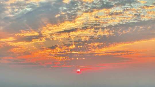 航拍朝阳夕阳云层落日日出