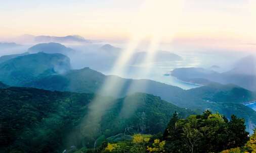 大气蓬勃的自然风光