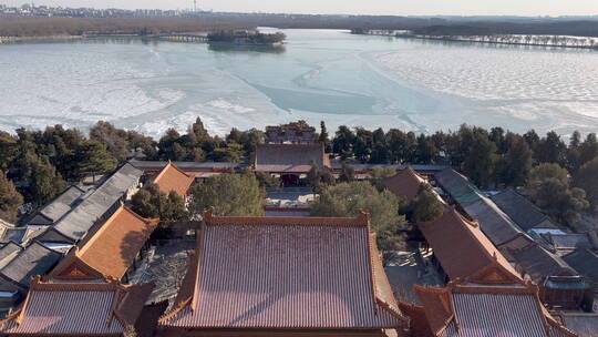 航拍俯瞰北京颐和园昆明湖全景及南湖岛