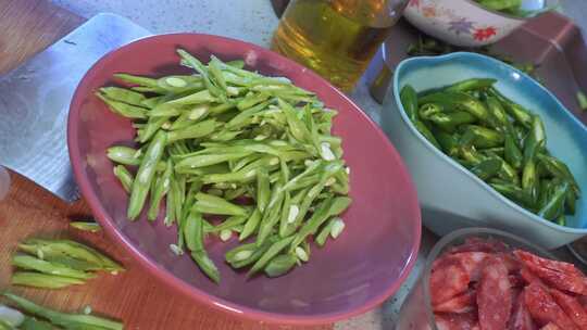 扁豆茄子豆角切丝