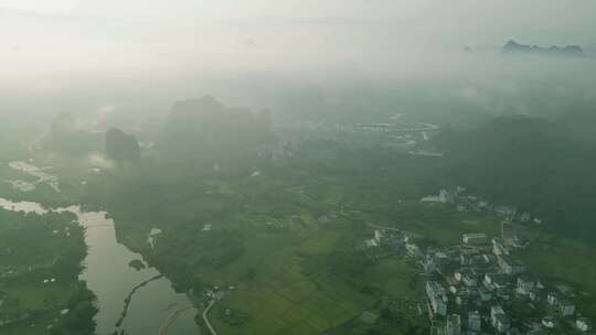 航拍桂林阳朔遇龙河山水日出风光