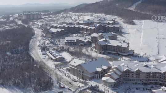 航拍吉林省长白山国际滑雪场冬季风光