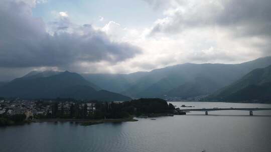 日本富士山河口湖延时航拍