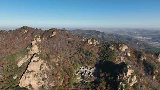 航拍千山山巅石峰景色