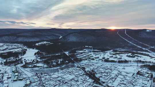 大兴安岭漠河北极村冬季日落全景4K航拍