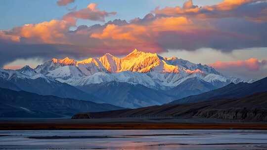 壮丽雪山风景