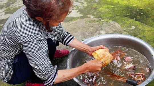 农村洗切加工猪肉腊肉