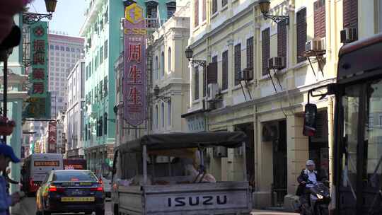 澳门街道交通车流城市道路车来车往汽车行驶