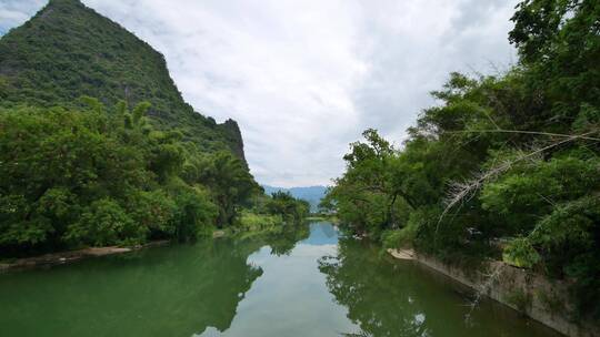 广西桂林阳朔兴坪漓江山水