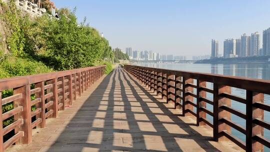 湖南衡阳湘江观景栈道风光带