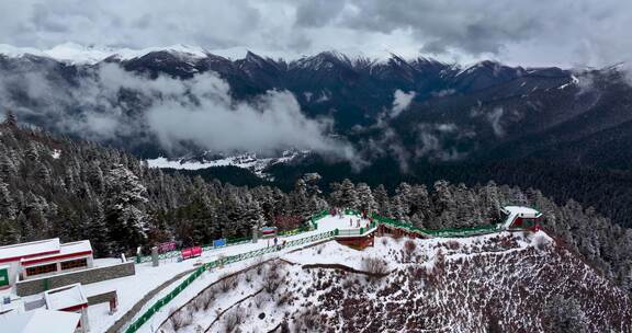 4K航拍西藏林芝鲁朗风景区
