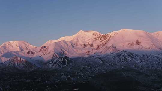 阿尼玛卿雪山