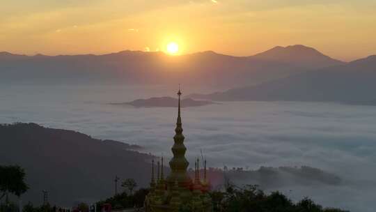 景迈山大金塔云海日出