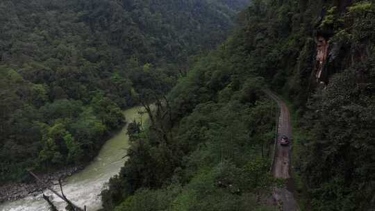 云南怒江州贡山县独龙江河谷边境公路航拍