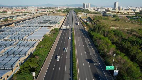 航拍高速公路交通景观